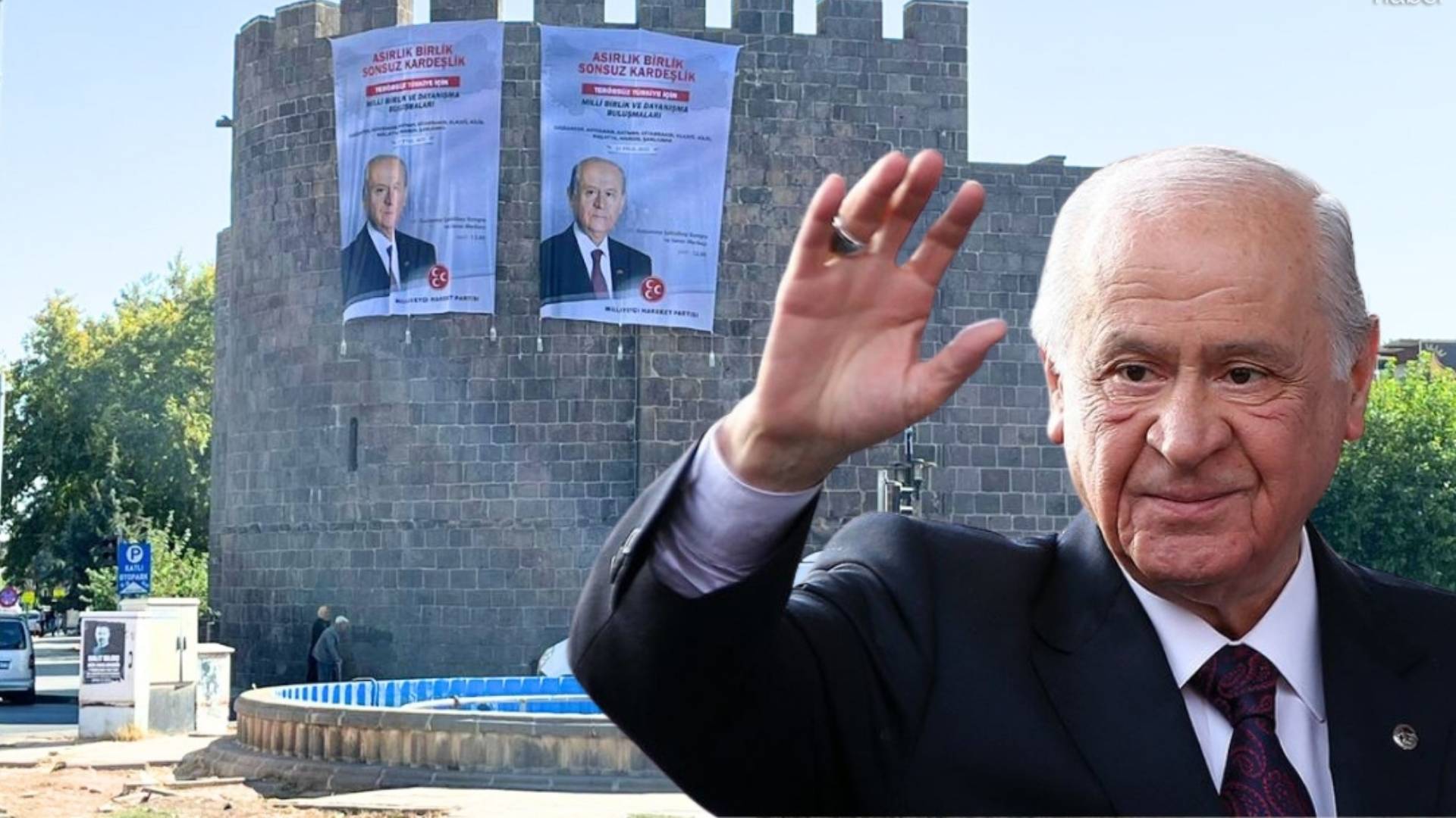 Diyarbakır Surları’na Devlet Bahçeli posterleri asıldı