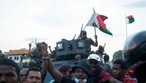madagaskarda ordu bolundu cumhurbaskanina karsi darbe girisimi iddiasi g1zQkieG.jpg