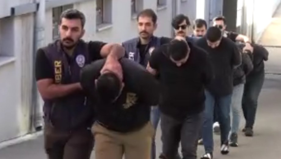 Sazan sarmalı yönetimiyle 1 milyon liralık vurgun