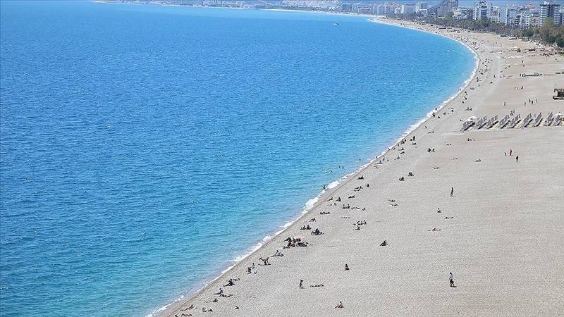 Ünlü turizmcilere mali suçlar gözaltısı!