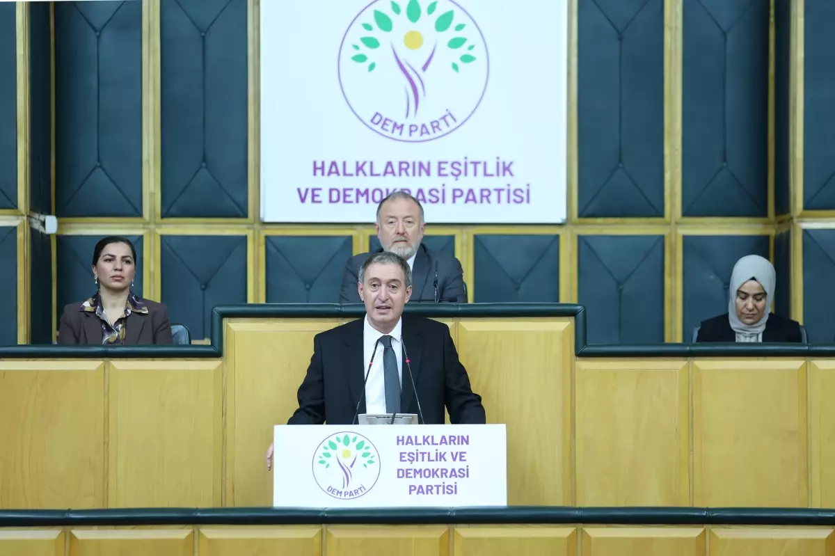 dem partili bakirhan kobani davasinda arkadaslarimizin sucsuzlugu netlesmistir hnhD3yiD.jpg