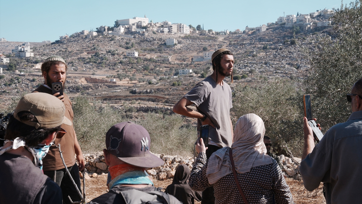 israil zulmunun oteki yuzu zeytin agaclari neden hedef aliniyor YuFGWuUd.jpg