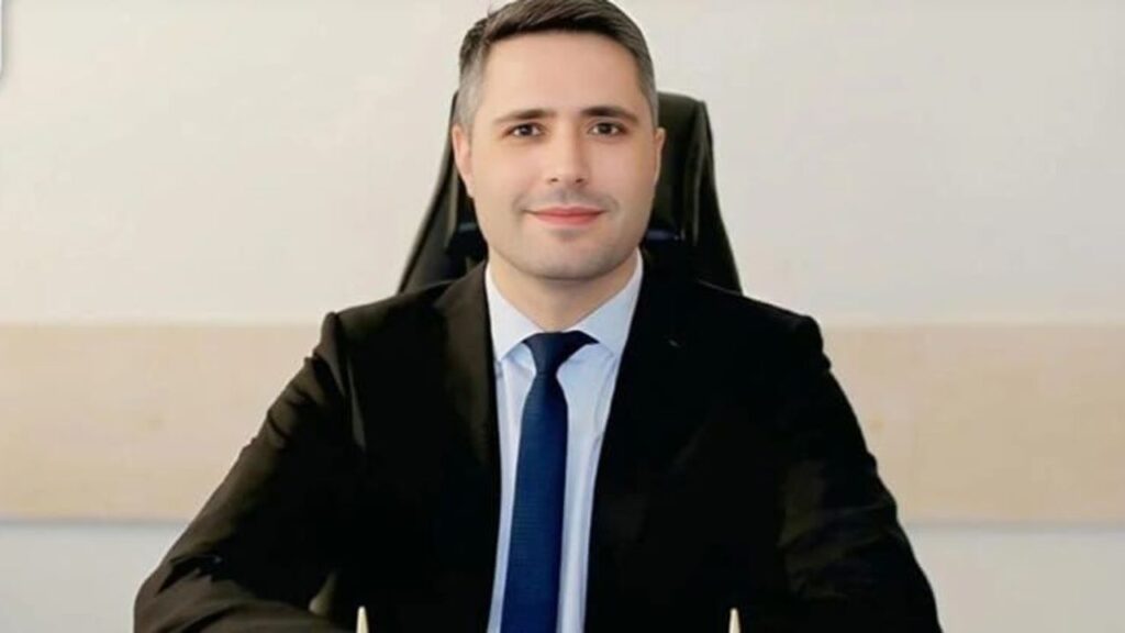 Kayseri Devlet Hastanesi’ne Dr. Ali Çöl Başhekim Olarak Atandı