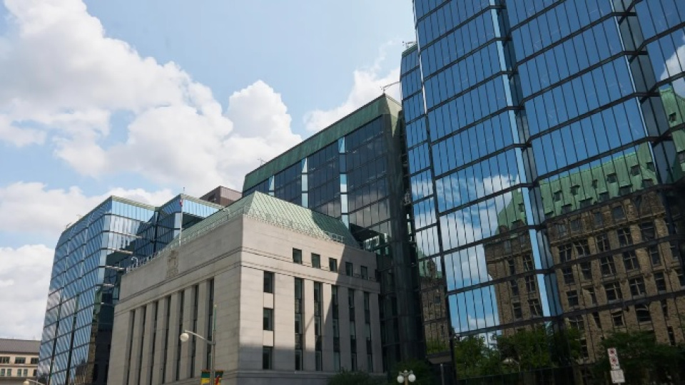 Kanada Merkez Bankası Faiz Oranını Sabit Tutuyor, Küçük Değişiklikler İhtimali Var