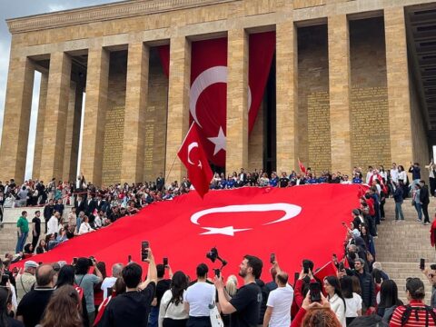 Atatürk’ün İzinde, Geleceğe Kararlılıkla Yürüyoruz!