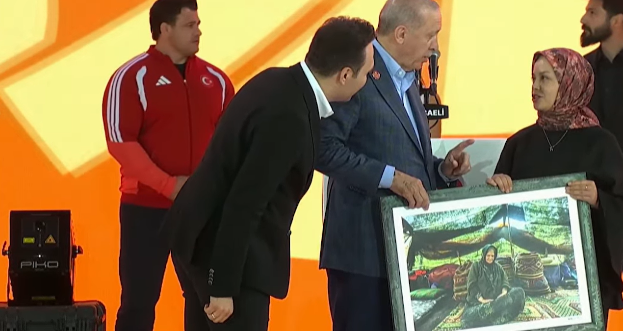 Erdoğan’a Hediye Veren Sosyal Medya Fenomeninin Geçmişi Tartışma Yarattı