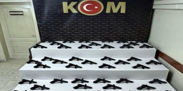 sakaryada-silah-kacakciligi-operasyonu-2-kisi-tutuklandi-XfPEsQZl