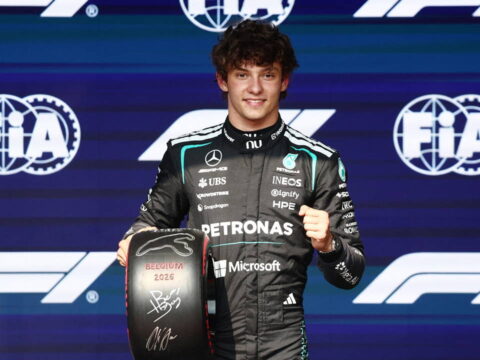 Belcika grand prixsinde pole pozisyonu kimi antonellinin 4RZTghaa